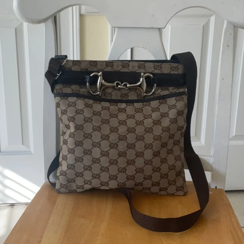 GGBrown Patterned Crossbody Bag - Picture 3 of 8